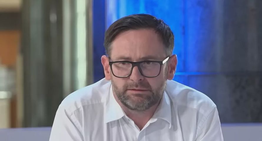Daniel Obajtek ma usłyszeć zarzuty. Chodzi o wycofanie „Nie” ze stacji Orlenu