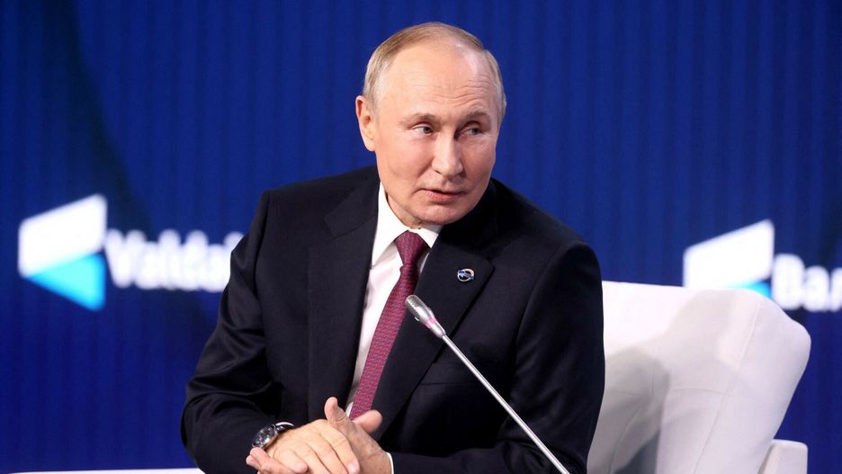Putin na spotkaniu Klubu Wa?dajskiego
MOSCOW, RUSSIA - OCTOBER 27: (---EDITORIAL USE ONLY - MANDATORY CREDIT - "KREMLIN PRESS OFFICE / HANDOUT" - NO MARKETING NO ADVERTISING CAMPAIGNS - DISTRIBUTED AS A SERVICE TO CLIENTS----) Russian President Vladimir Putin speaks during the annual meeting with participants of the Valdai International Discussion Club in Moscow, Russia on October 27, 2022. The Valdai Club's event is Vladimir Putin's first appearance a day after overseeing scheduled nuclear exercises which tested a retaliatory strike. Fyodor Lukyanov did chair the session. Kremlin Press Officie / Anadolu Agency/ABACAPRESS.COM
AA/ABACA
