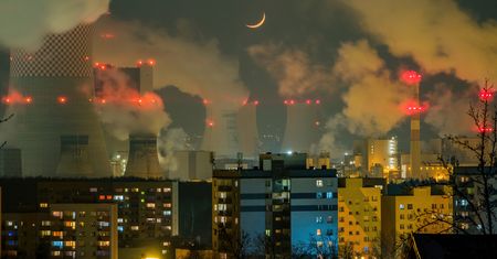 Zdjęcie dnia: Norylsk? Modor? Nie! To obraz Jaworzna po zmroku