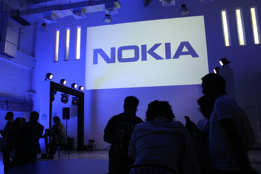 Nokia 400 4G z Android GAFP, czyli pół smartfon, pół feature phone – z nowym systemem