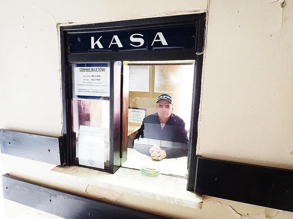 kino Tatry czynne jest sezonowo od maja do października