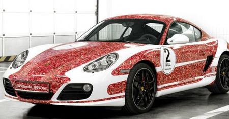 Kolejni fani, kolejne auto: Porsche Cayman S w miniaturach zdjęć - znajdź siebie!