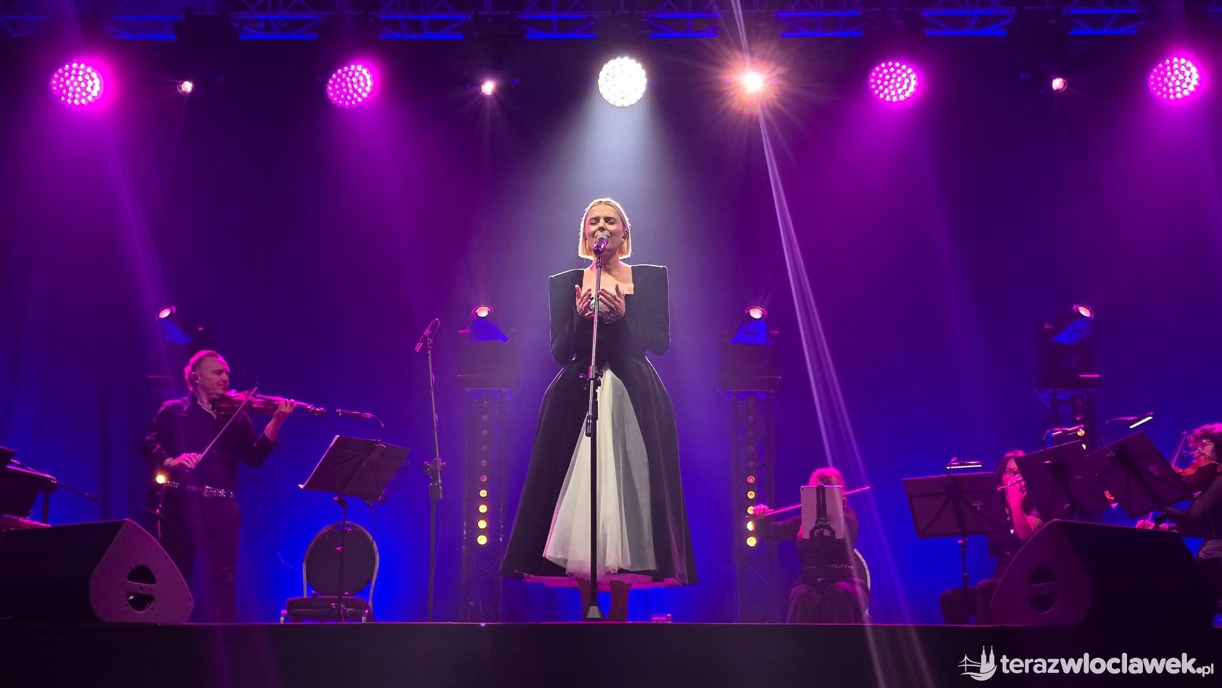 Kowal: nagrody dla oświaty i koncert Haliny Mlynkovej