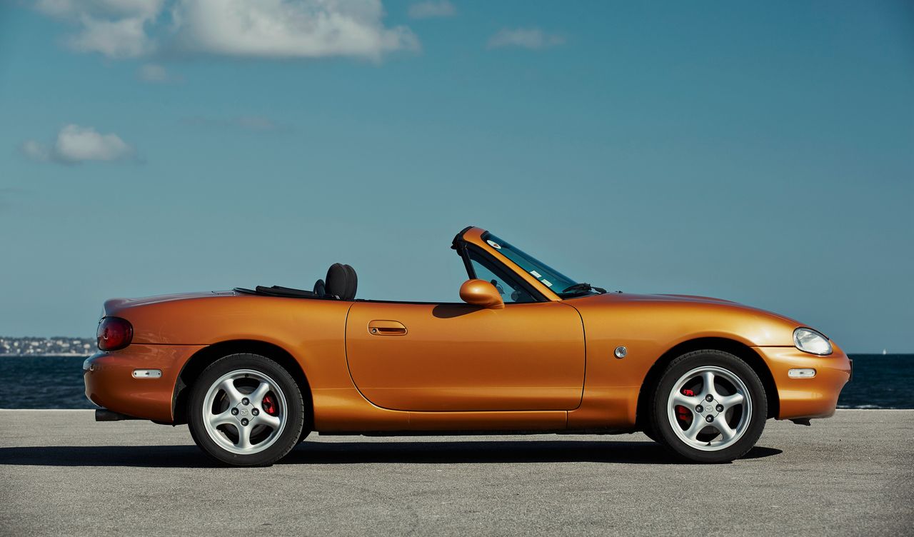 Używana Mazda MX-5 NB (1998-2005) – poradnik kupującego