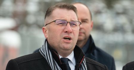 "Nienawiścią pałający Owsiak". Ostre słowa Czarnka