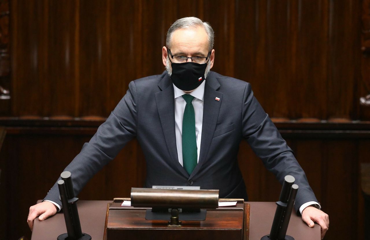 Obrady Sejmu. Wystąpienie ministra zdrowia Adama Niedzielskiego