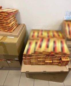 Śląskie. Owocna kontrola drogowa w Jaworznie. W aucie tysiące "lewych" papierosów