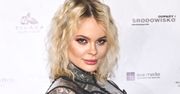 Monika Miller zaskoczyła wszystkich odważną stylizacją. Przezroczysta bluzka i same majtki