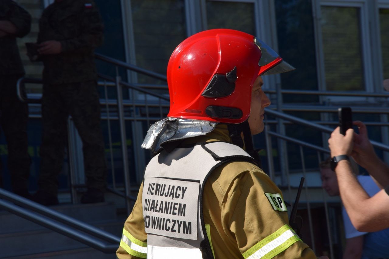 Ewakuacja w 10 minut - co zabrać ze sobą? Niezbędnik awaryjny dla mieszkańców Kujawsko-Pomorskiego