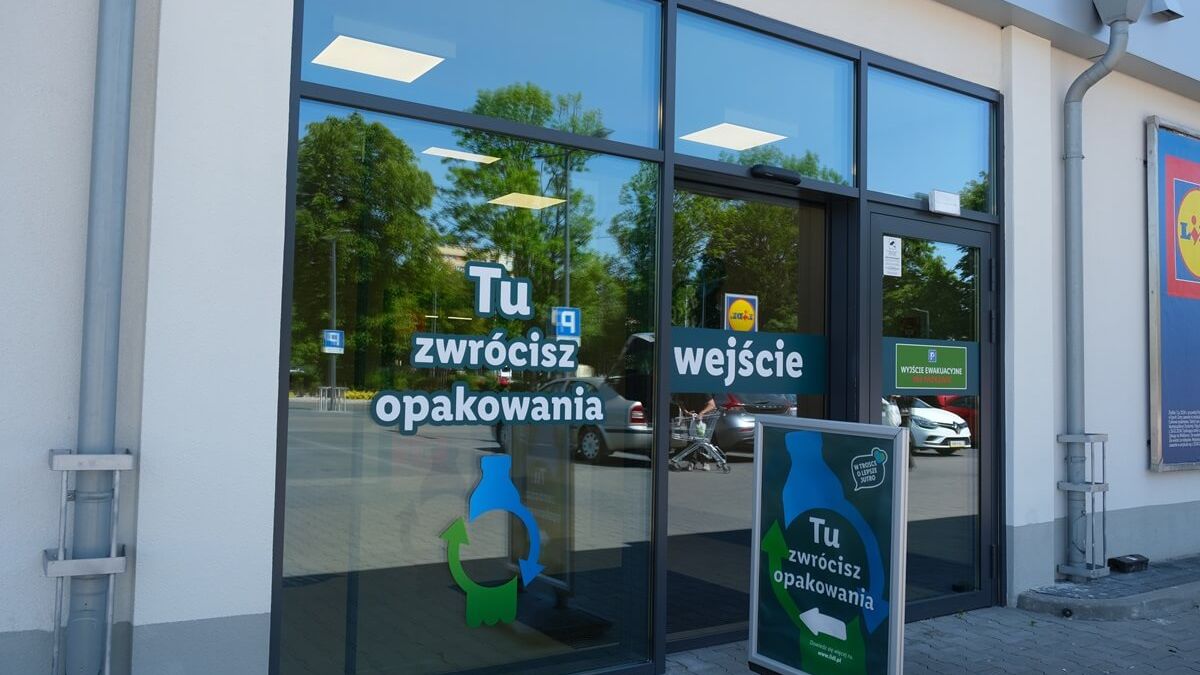 Butelkomat w sklepie Lidl przy ul. Grabskiego w Lublinie