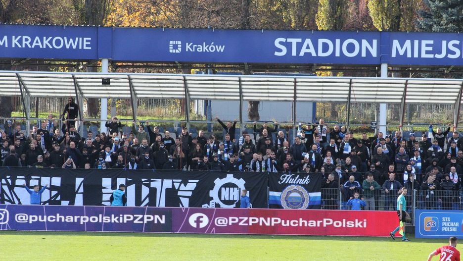 Kibice ma meczu Hutnik-Wisła. Ci na stadionie i przed nim