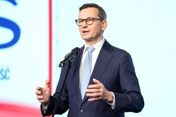 Wraca sprawa działek Morawieckiego. "Materiał niewystarczający"