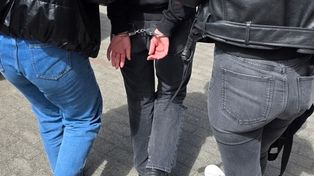 Oszustwo metodą "na BLIK" w Goleniowie. Wyłudzali pieniądze dla "chorej matki"