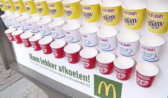 McDonald’s promuje się w upały, rozdając lody (wideo)