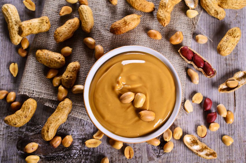 Masło orzechowe jest doskonałym źródłem tłuszczów nienasyconych.