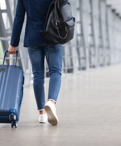 Latasz samolotem? Bruksela szykuje dużą zmianę. Chodzi o bagaże