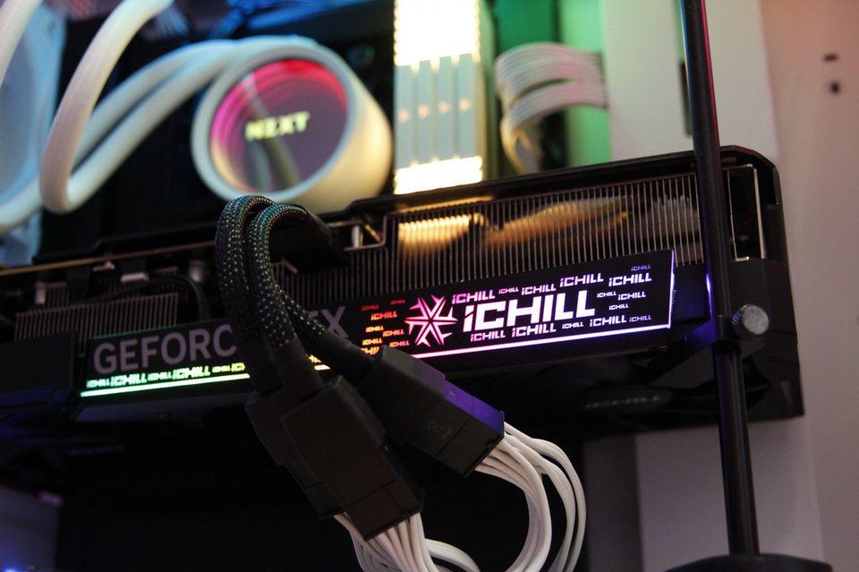 Test Inno3D RTX 4080 iChill X3