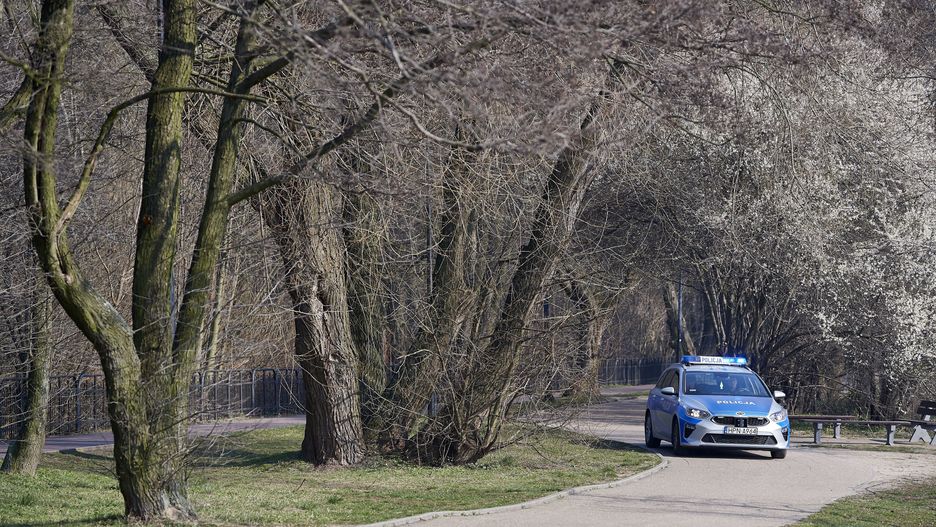 Łódź. Zwłoki kobiety w parku. Nowe ustalenia śledczych - zdjęcie ilustracyjne