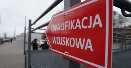 Wyślą setki tysięcy wezwań. Opornych doprowadzi policja