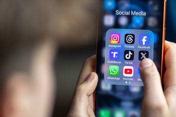 Kazachstan chce karać za przekleństwa w internecie. Projekt przewiduje areszt