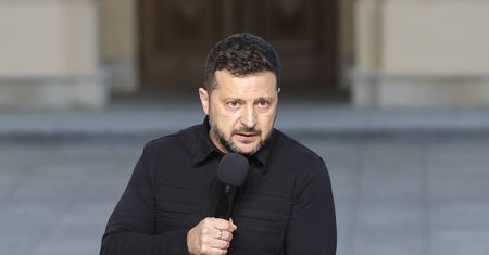 Zełenski: Rosja dwukrotnie celowała w mój samolot