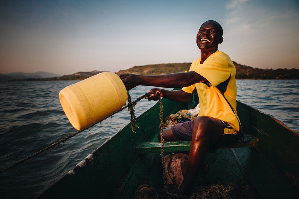Bruno Roseti odwiedził i sfotografował fascynujące życie plemienia Luo 6