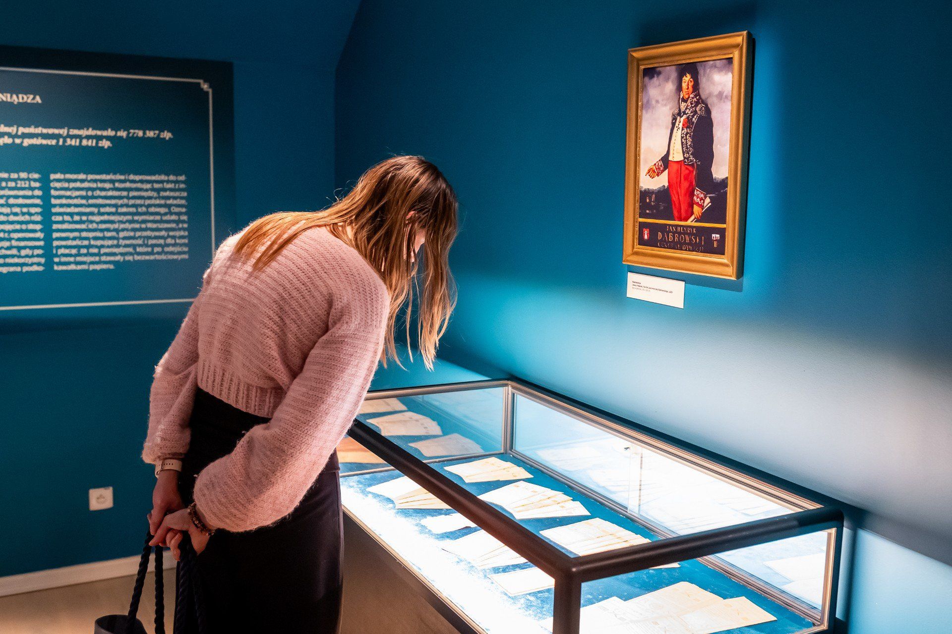 W zbiorach bydgoskiego Muzeum Okręgowego znajduje się 320 monet i medali oraz 46 banknotów z panowania Stanisława Augusta. To dary, zakupy, nabytki z prywatnych kolekcji, m.in. Stanisława Niewiteckiego oraz znaleziska z regionu.