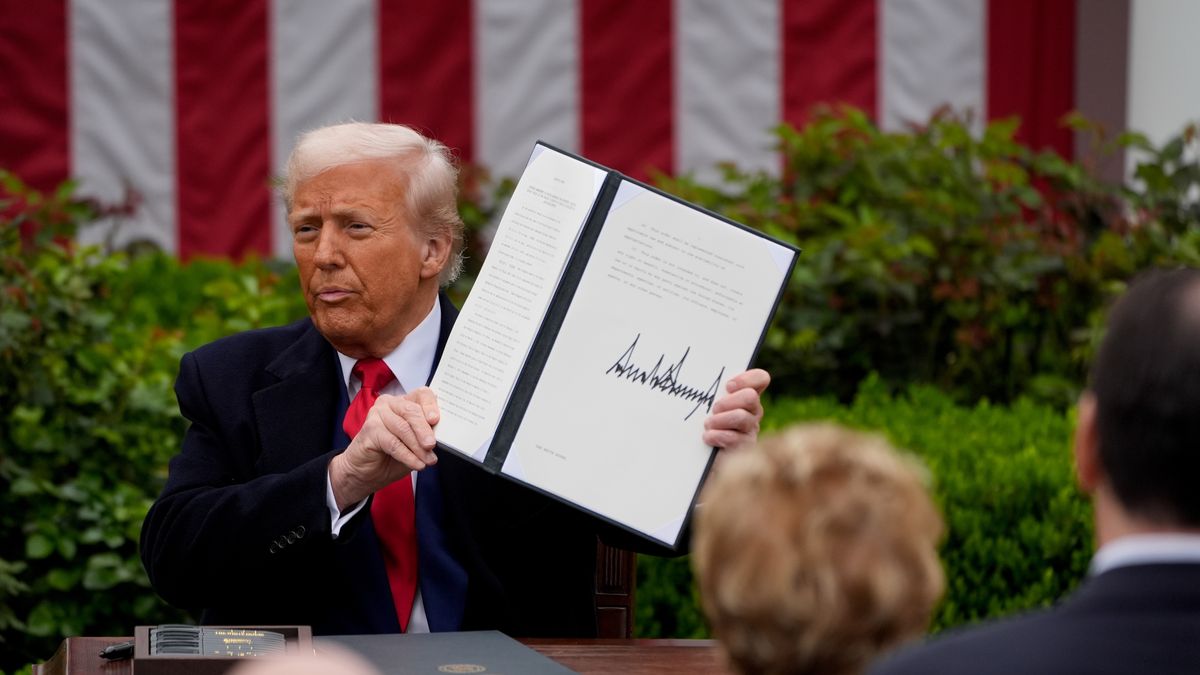 Donald Trump zapowiedział nałożenie 34-proc. ceł na Chiny