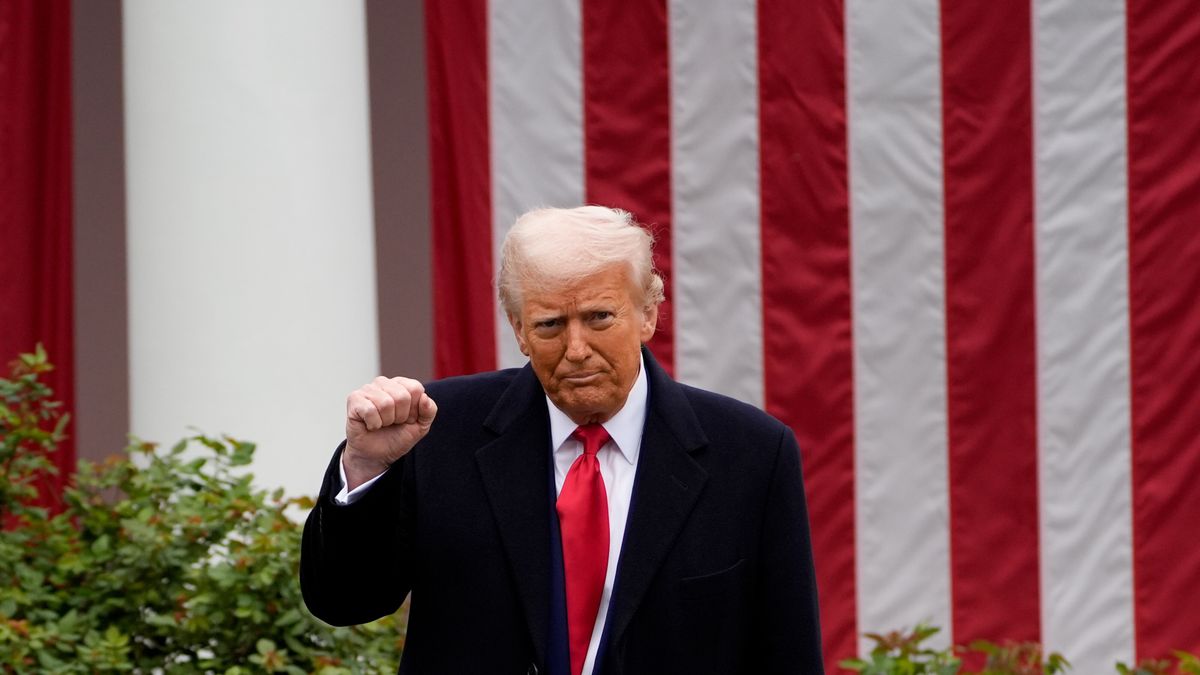 Ekspert komentuje cła nałożone przez Donalda Trumpa