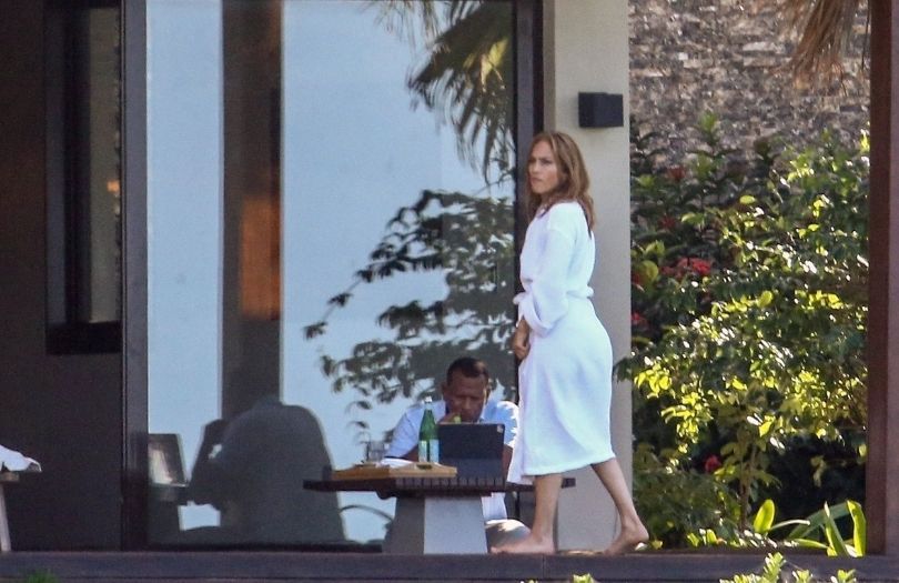 Jennifer Lopez i Alex Rodriguez walczą o związek na Dominikanie