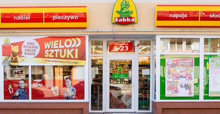 Majówka 2017. Jakie sklepy są czynne 1, 2, 3 maja? [LISTA]
