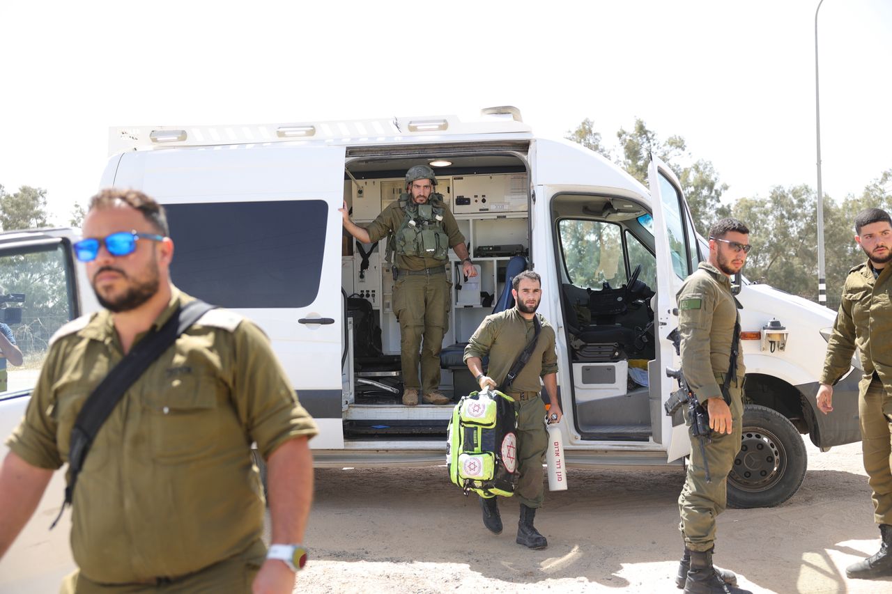 The media report that the Israeli military has begun evacuating civilians from Rafah.