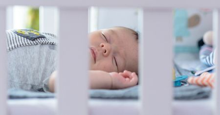 Łóżeczko dostawne - bezpieczeństwo dla dziecka i komfort dla rodziców