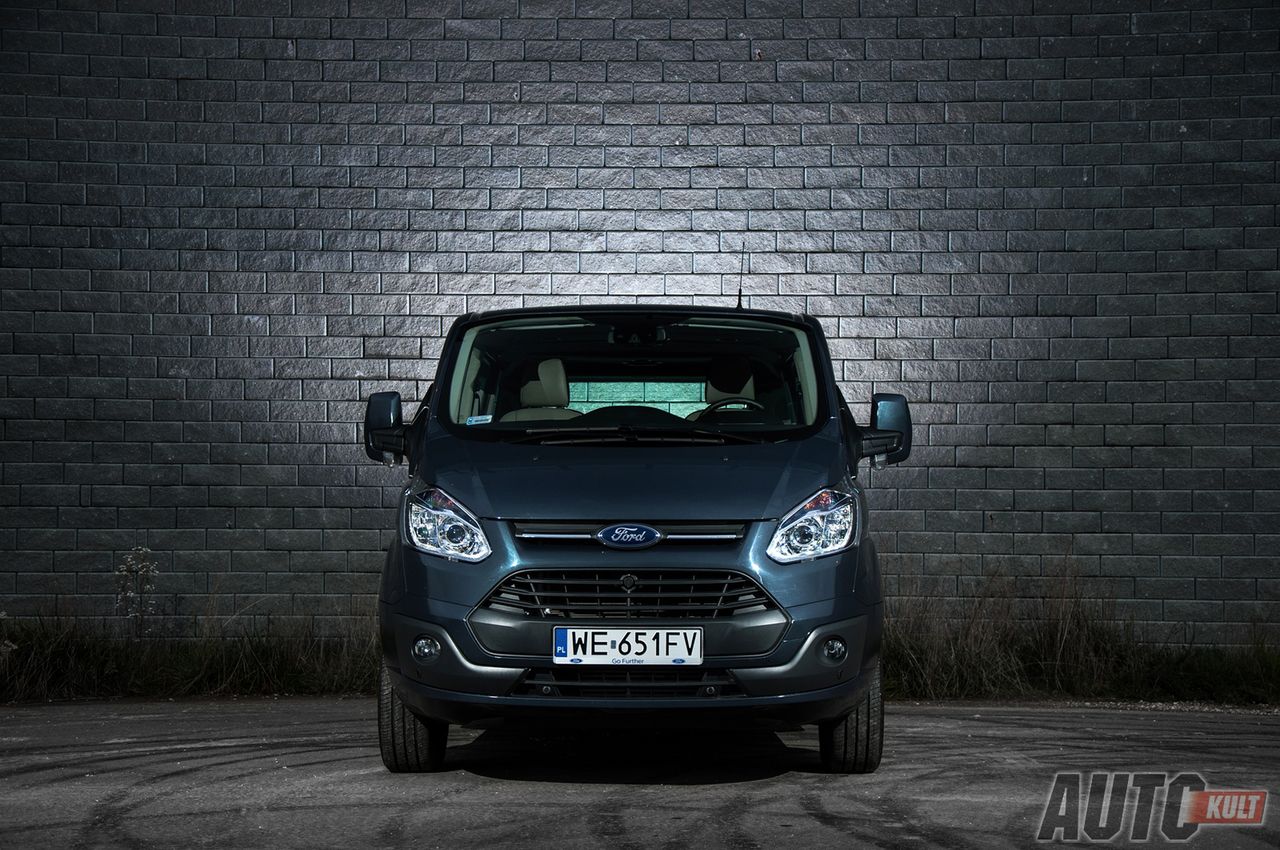 Ford Tourneo Custom 2,2 TDCi – test Autokult (fot. Mariusz Zmysłowski)