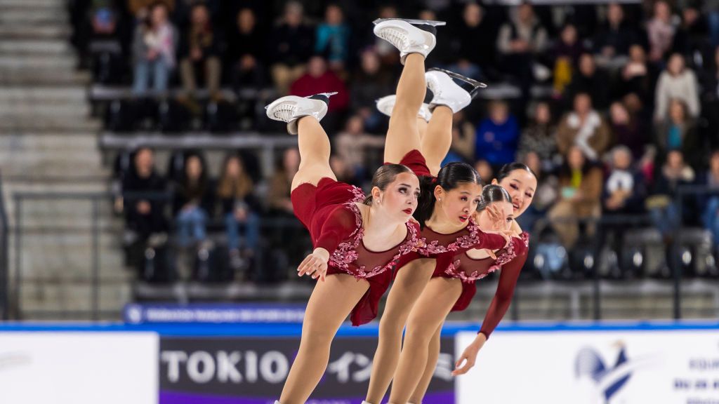 Zdjęcie okładkowe artykułu: Getty Images /  Jurij Kodrun - International Skating Union / Na zdjęciu: łyżwiarki figurowe