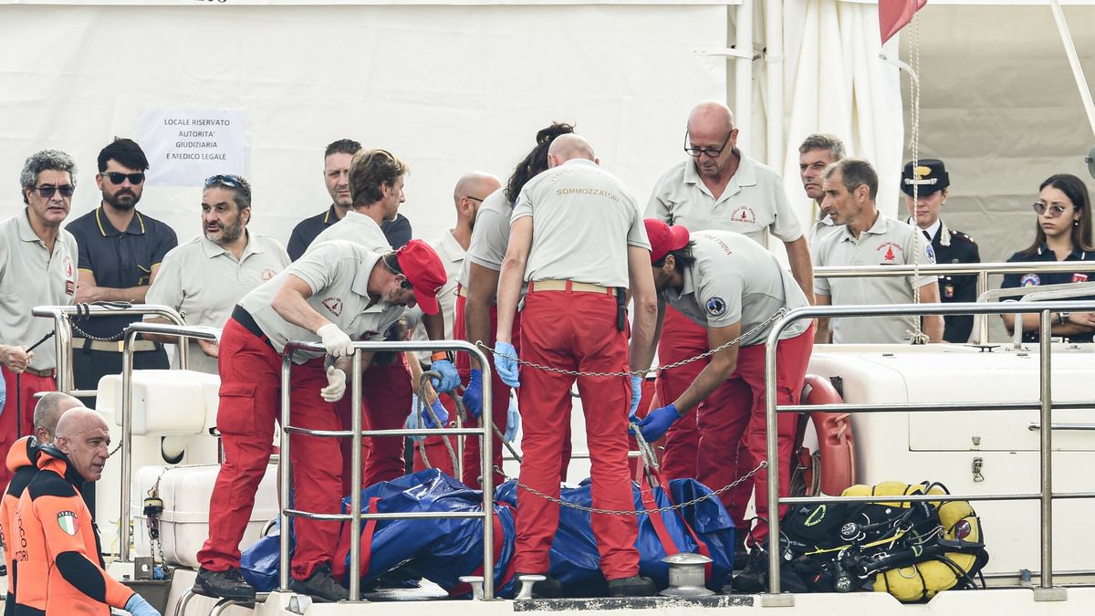 Temporary
Italian firefighter divers bring ashore in a plastic bag the body of one of the victims of a shipwreck, in Porticello, Sicily, southern Italy, Thursday, Aug. 22, 2024. Divers searching the wreck of the superyacht Bayesian that sank off Sicily on Monday recovered a fifth body on Thursday and continued to search for one more as investigators sought to learn why the vessel sank so quickly. (AP Photo/Salvatore Cavalli)
Salvatore Cavalli