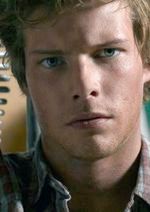 "Trawka": Hunter Parrish siedzi w domu i śpiewa