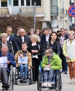 Nie wpuścili osób z niepełnosprawnością do Sejmu. "Tłumaczenia były pokrętne"