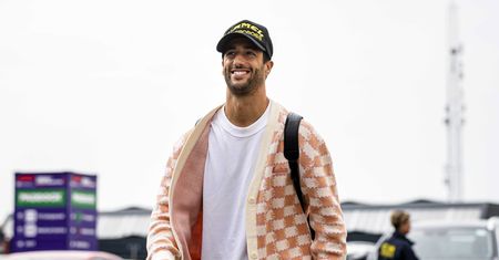 Daniel Ricciardo złamał rękę. Nie pojedzie w GP Holandii