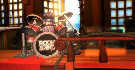 Połowa zespołu pracującego nad LEGO Rock Band była przeciw powstaniu gry