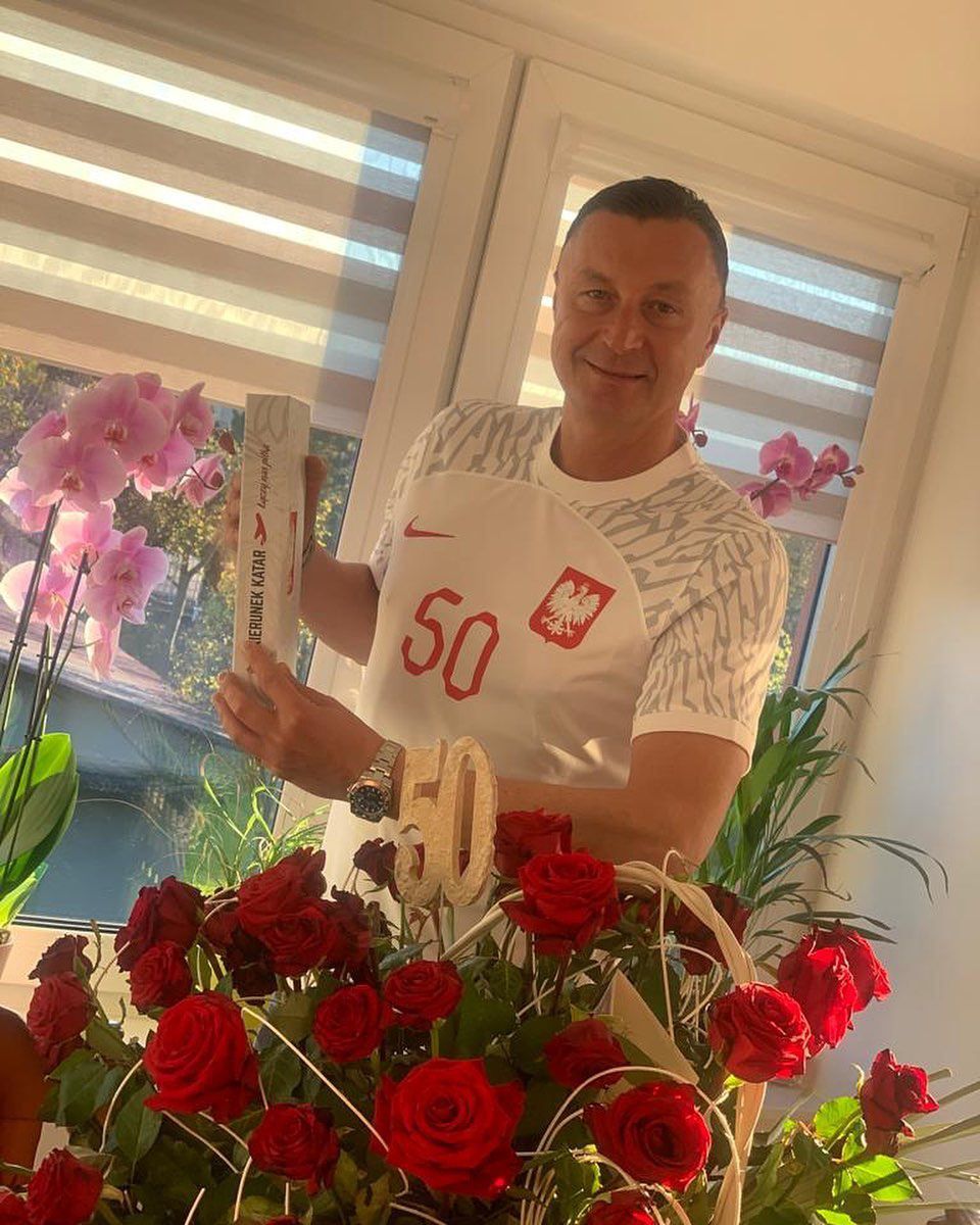 Tyle Tomasz Hajto musiałby zarabiać, żeby "normalnie" żyć