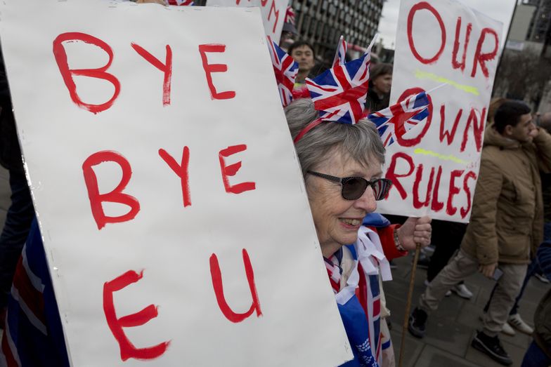 Brytyjczycy w końcu zatęsknili za Unią? Rozmowy w "najściślejszej tajemnicy"