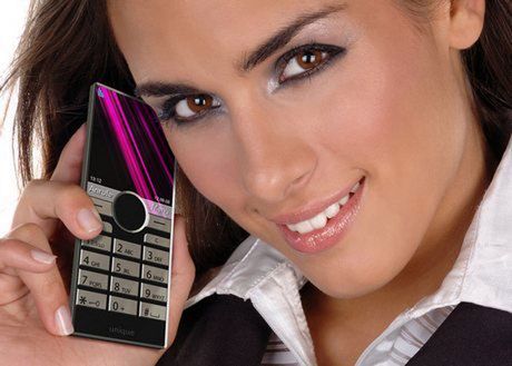 Ultra cienki Sony Ericsson 1