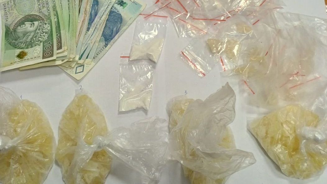 77-letni mężczyzna posiadał znaczne ilości mefedronu