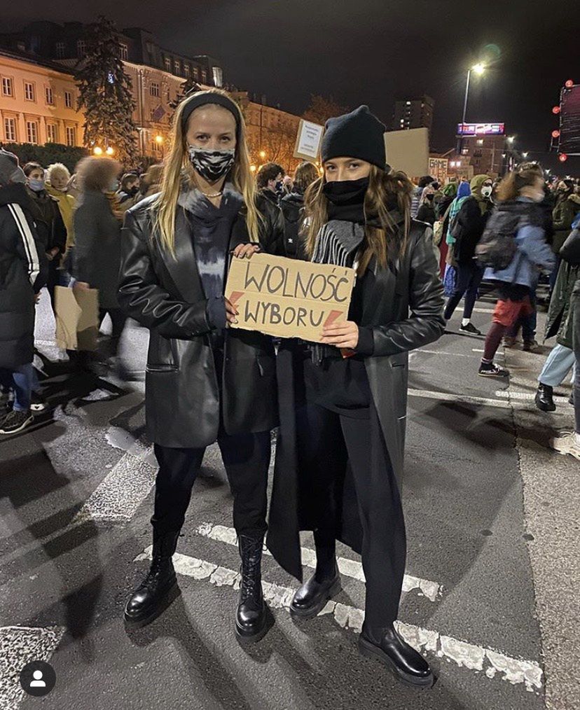 Julia Wieniawa rusza na Strajk Kobiet
