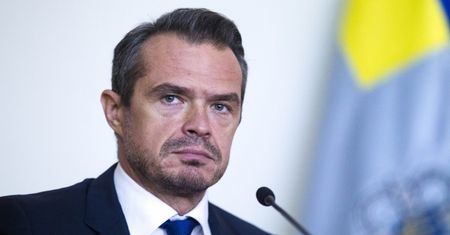 Sławomir Nowak miga się od pracy na Ukrainie? Media żądają jego dymisji