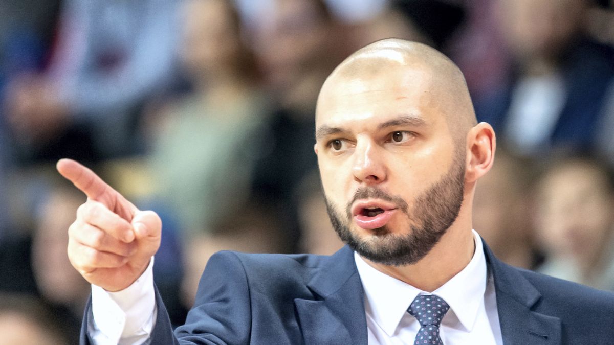 PAP / Tytus Żmijewski / Na zdjęciu: Artur Gronek