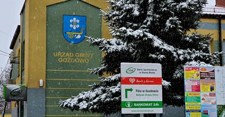 Burzliwa sesja Rady Gminy Gozdowo po zdarzeniu z udziałem wójta. Radni pytali o podwyżki i zaufanie!