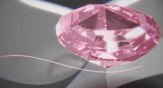 Rekordowa cena różowego diamentu z Afryki. Aukcja przebiła oczekiwania