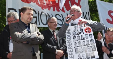 Protest Solidarności w sprawie emerytur. Duda u premiera